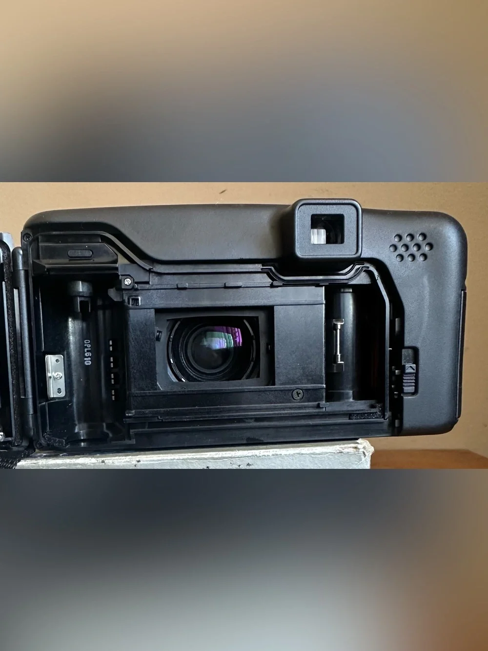 Olympus Infinity Zoom210 Variable Power Flash Compact Zoom Auto Focus Camera